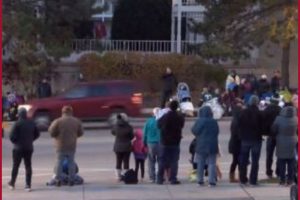 Horrible! Several killed, injured as car rams into holiday parade in US (Video)