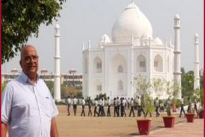‘This house symbolizes the monument of love and it’s for my wife’: MP man on gifting Taj Mahal like home