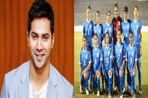 Varun Dhawan merrily poses with Indian women’s football team (See PICS)