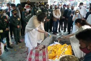 CDS Gen Rawat cremated with full military honours, daughters perform last rites