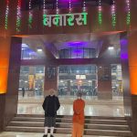 At 1:15am, Prime Minister Modi was inspecting the Banaras railway station along with Chief Minister Yogi Adityanath.