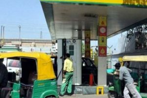 CNG becomes costlier by Rs 1 in Delhi-NCR