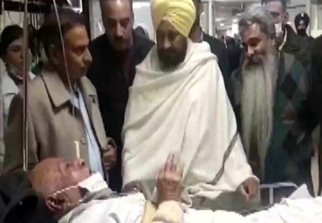 Punjab CM visits persons injured in Ludhiana court complex explosion
