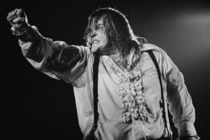 ‘Bat Out Of Hell’ singer Meat Loaf dies at 74
