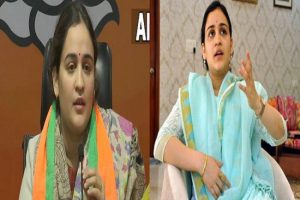 Mulayam Singh Yadav’s daughter-in-law Aparna Yadav joins BJP, videos & memes float on social media
