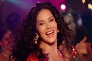 Sunny Leone sizzles with her electrifying dance moves in Bangladeshi number Dushtu Polapain