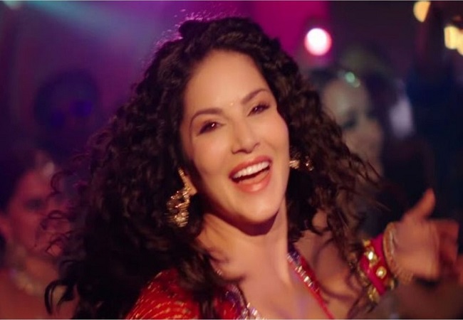 Sunny Leone sizzles with her electrifying dance moves in Bangladeshi number Dushtu Polapain