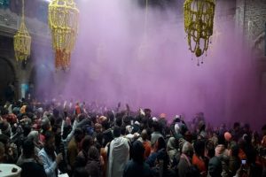 WATCH: People participate in celebrations of Holi on the occasion of Basant Panchami 2022
