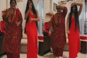 Viral Video: Dhanashree Verma signs up for Kacha Badam dance challenge with mother [WATCH]