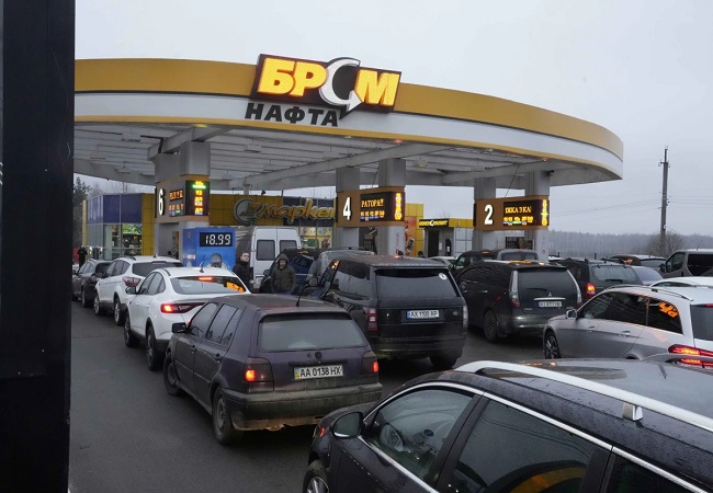 Ukraine-fuel-station