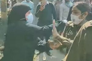 In Gurugram, burqa-clad woman stabs cab driver, gets into scuffle with police…. WATCH