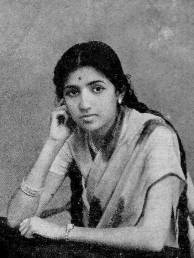 Lata Mangeskar: Lesser known facts about the Nightingale of India