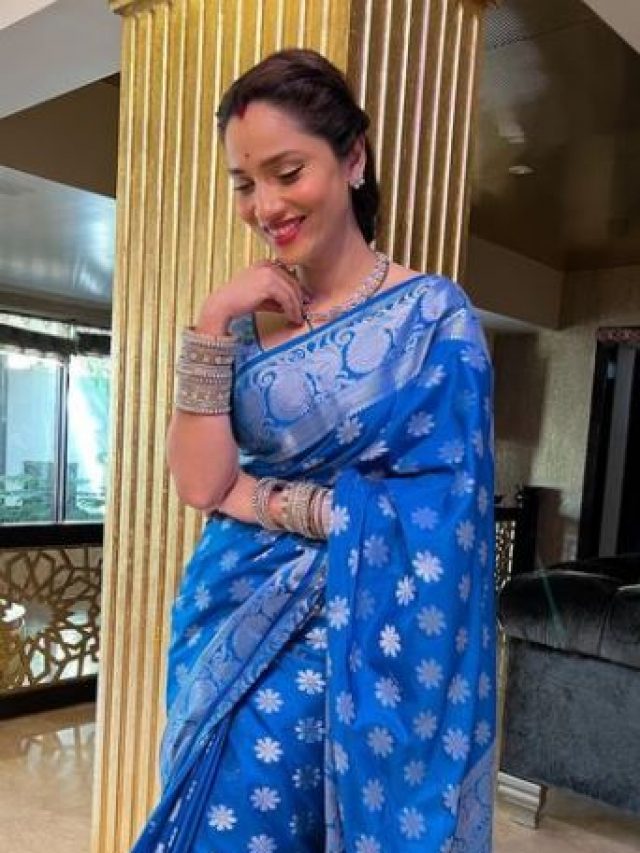 Ankita Lokhande flaunts her beuty in Silk saree