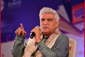 Not in favour of burqa but disgusted with mob intimidating women: Javed Akhtar condemns Karnataka Hijab row