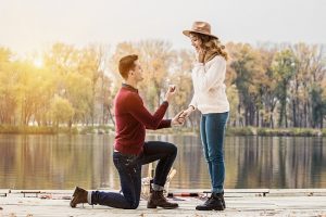 Propose Day 2022: Try these unconventional ideas to confess your love this year