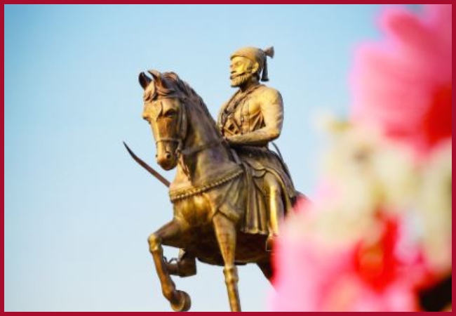 Maharashtra Guv pays floral tribute to Chhatrapati Shivaji Maharaj on his birth anniversary