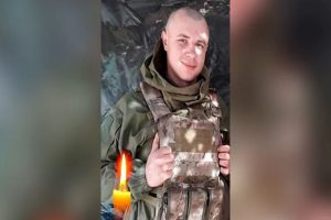 Ukrainian soldier blows himself up to stop Russian tanks from advancing: Report