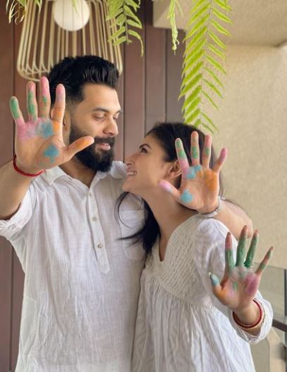 Mouni Roy shares glimpses of first Holi after wedding with Suraj Nambiar