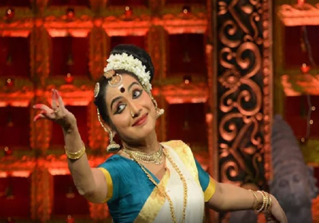 Kerala: Noted Dancer Neena Prasad ‘insulted’, stopped from performing Mohiniyattam on stage