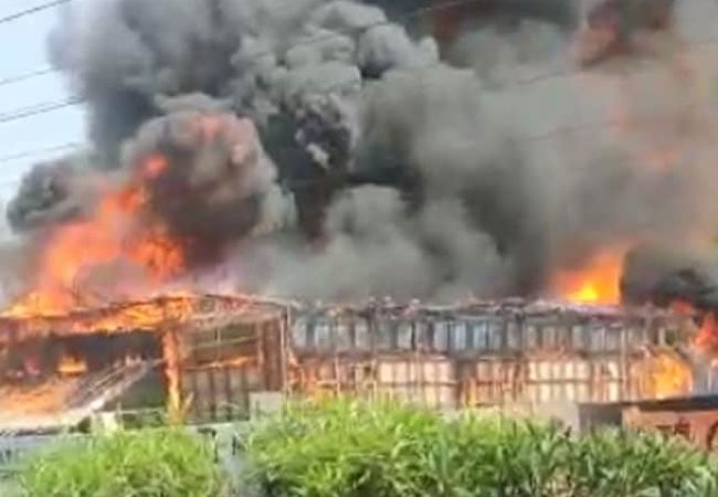 Delhi Fire: Huge fire breaks at wedding pandal in Rohini area; 12 fire engines rush to spot