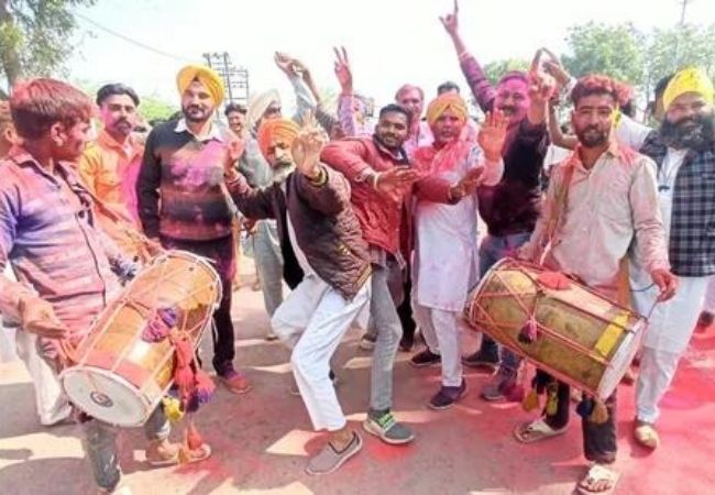 Punjab results: Celebrations kick off at Mann’s residence, trends show AAP victory (VIDEO)