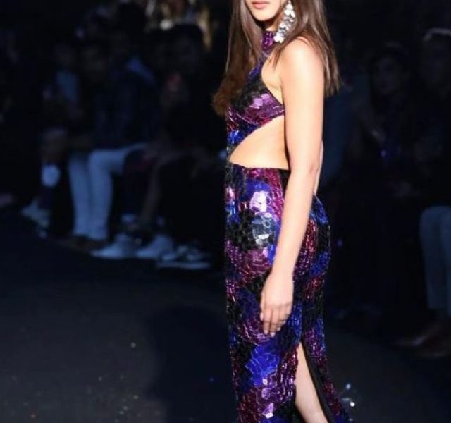 Shanaya Kapoor looks glamorous in backless Manish Malhotra gown