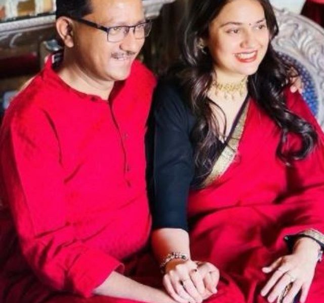 IAS Tina Dabi gets engaged, to marry this officer soon