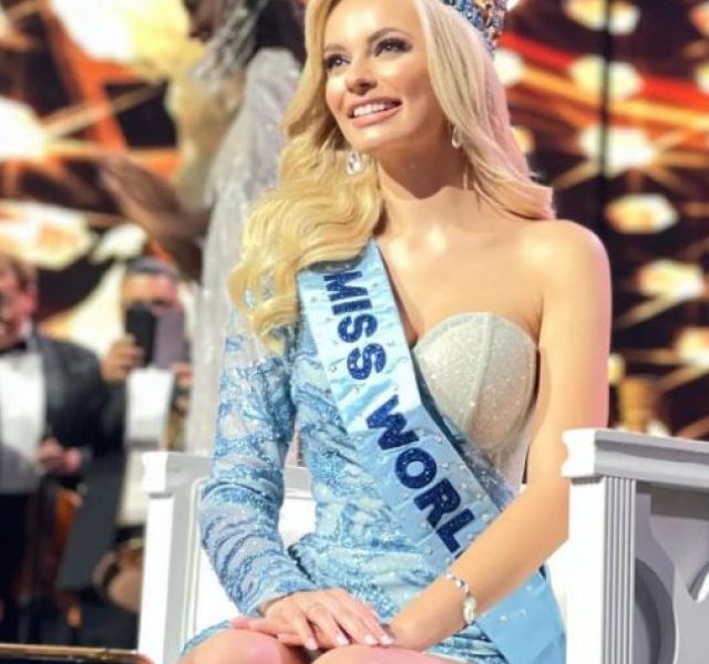 Miss World 2021: Poland’s Karolina Bielawska wins crown