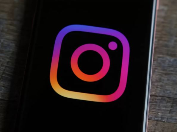 Instagram is bringing back chronological feed