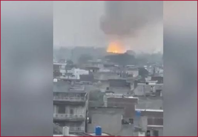 Pakistan: Massive explosion heard in Sialkot Cannt area