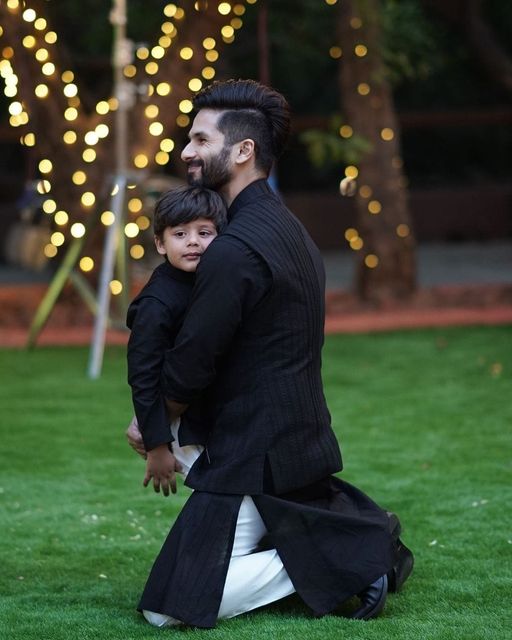 ‘You have my heart and you know it’, says Shahid Kapoor as he posts adorable picture with his son