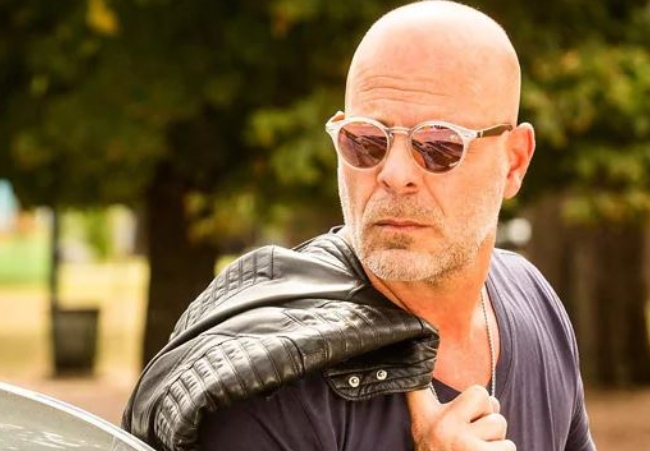 ‘Die Hard’ star Bruce Willis to give up acting after aphasia diagnosis