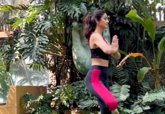 Shilpa Shetty gives Monday motivation to her fans with a yoga video