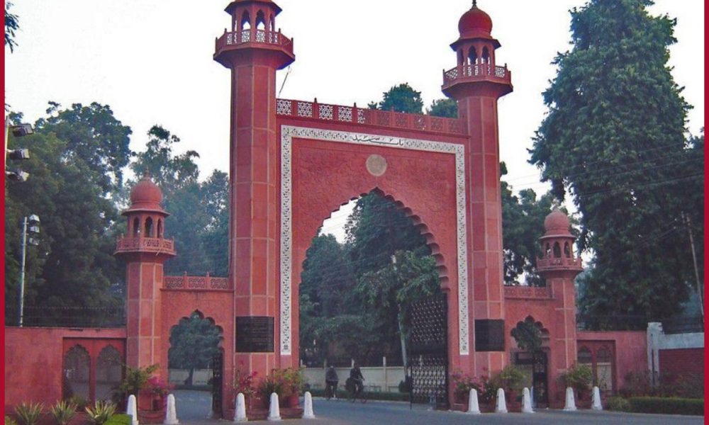 AMU professor in soup over hurting religious sentiment during lecture
