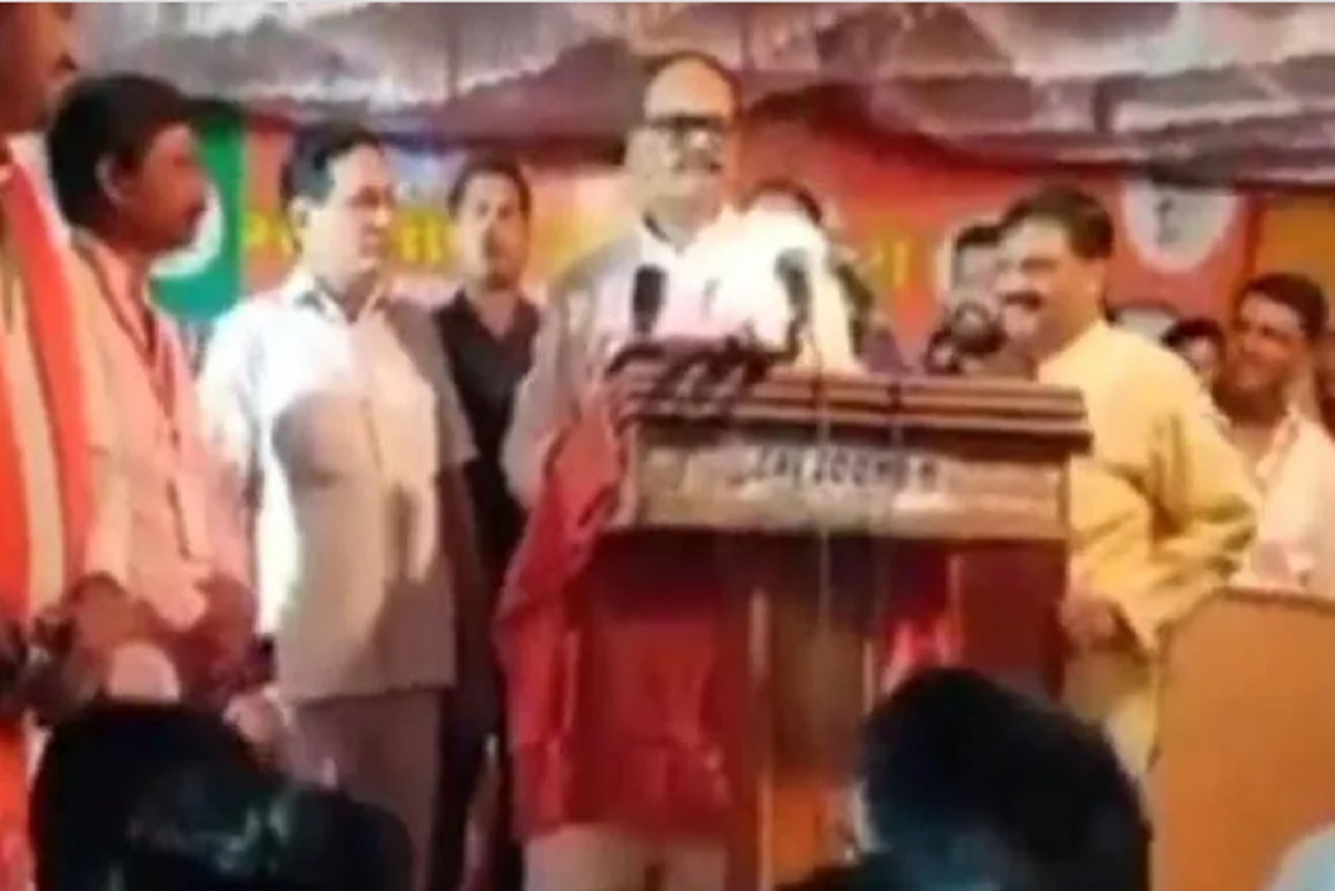 Hearing Azaan, UP Deputy CM Brijesh Pathak stops his speech in Lucknow (VIDEO)