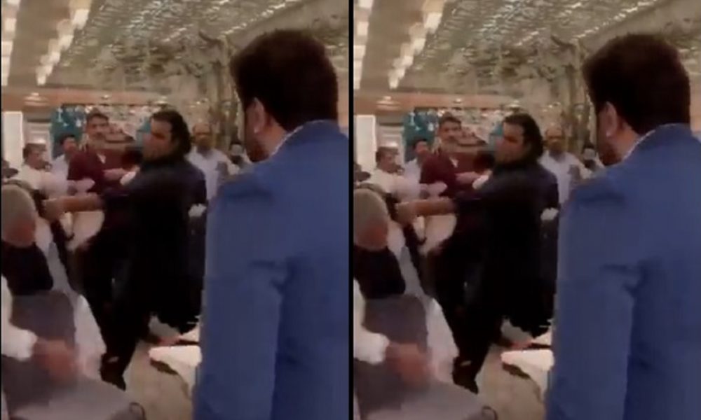 Pakistan: Imran & Bilawal supporters clash in plush hotel, hurl cup-plates at each other.. WATCH