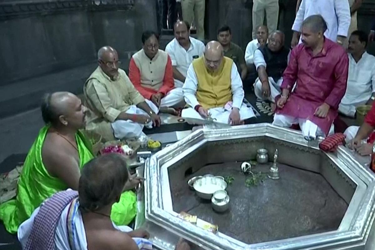 Union Home Minister Amit Shah offers prayers at Vishnupad Temple in Gaya