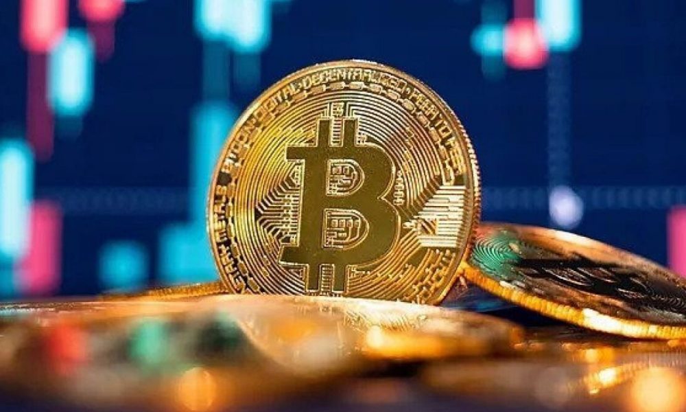 Bitcoin price prediction 2022 in Hindi: क्रिप्टोकरेंसी मार्केट में लौटी रौनक, बिटकॉइन में 4.78% फीसदी का उछाल