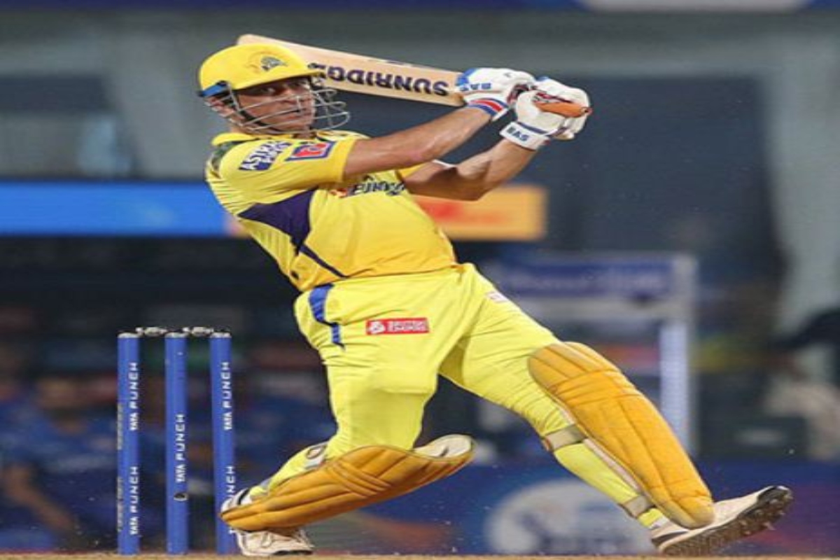IPL 2022: Wishes pour in as MS Dhoni finishes things off in style against MI