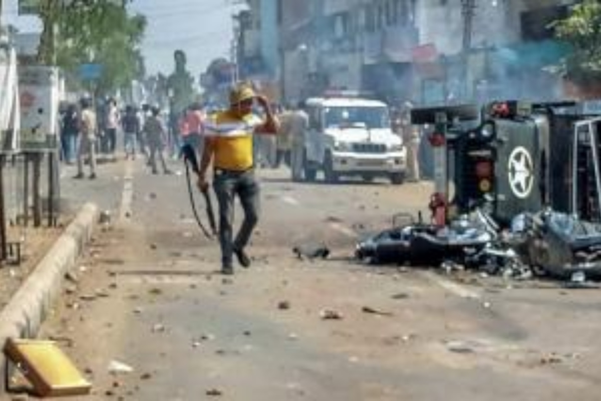 communal clashes in Gujarat (1)