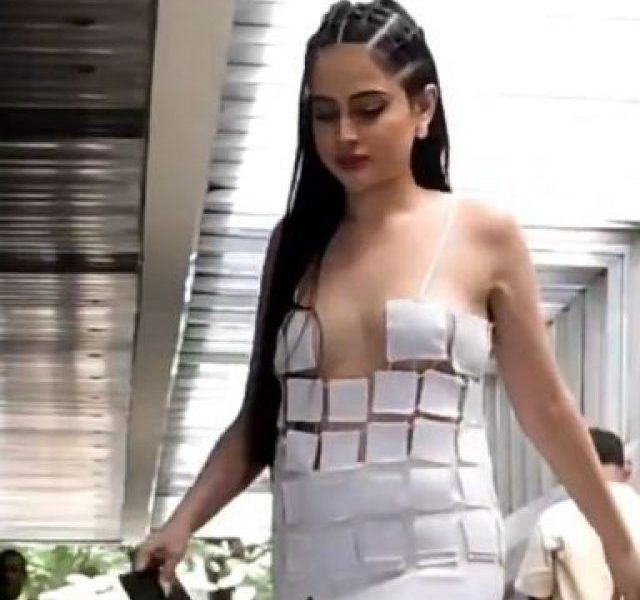 Urfi Javed gives us modern diva goals