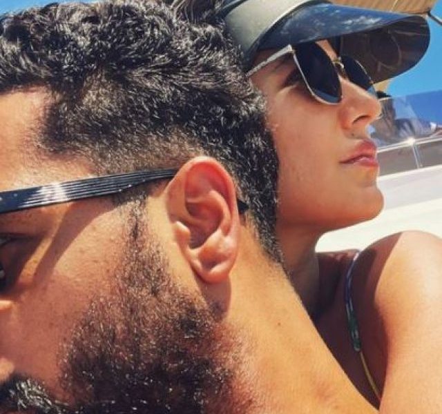 Vicky Kaushal Gets Cozy With Katrina Kaif