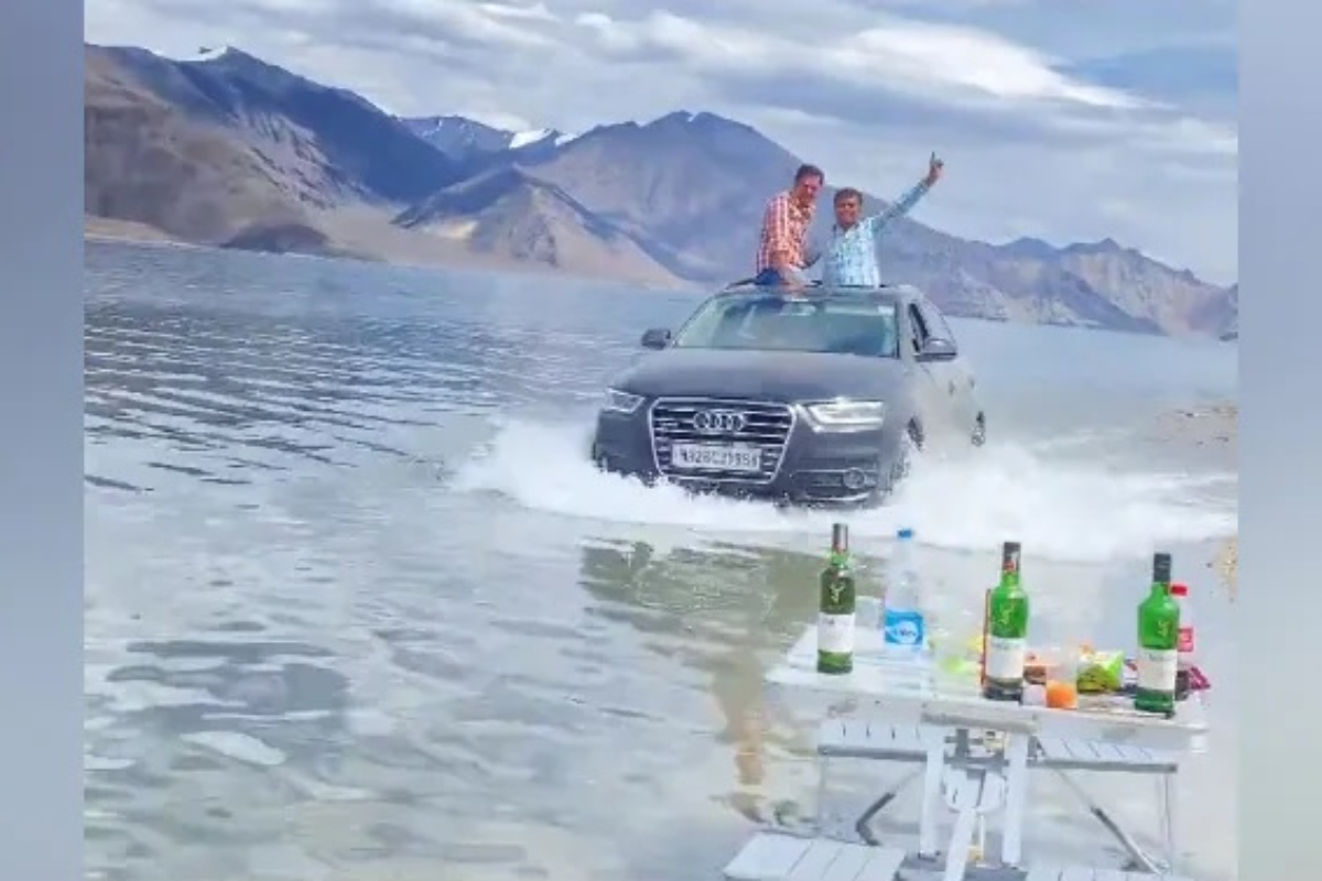 “It was expected”: Irked Netizens slammed Gurugram tourists for driving SUV through Ladakh’s Pangong lake