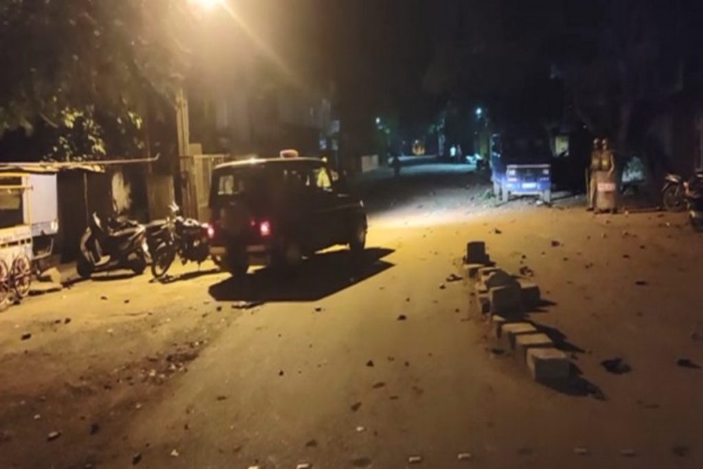 hubli-stone-pelting