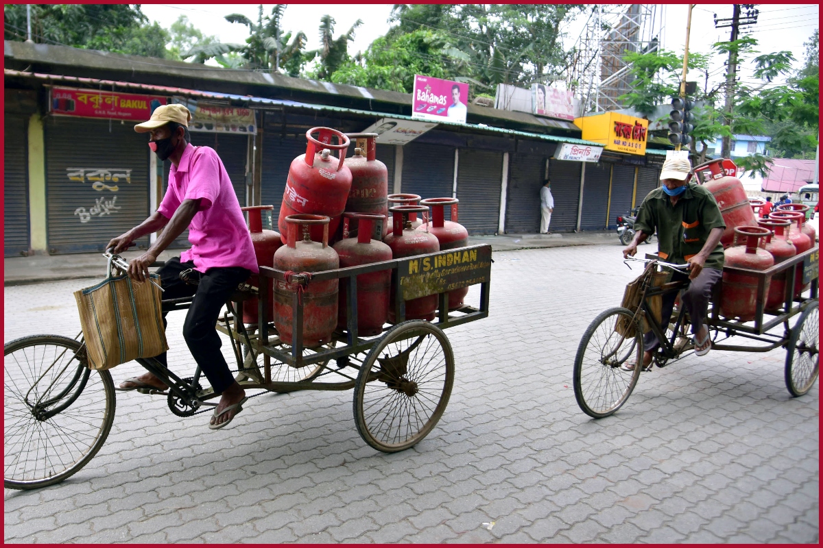 Commercial LPG price increases by Rs 250; will cost Rs 2,253 from today