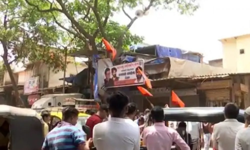 WATCH: ‘Hanuman Chalisa’ being played from loudspeakers at Maharashtra Navnirman Sena office