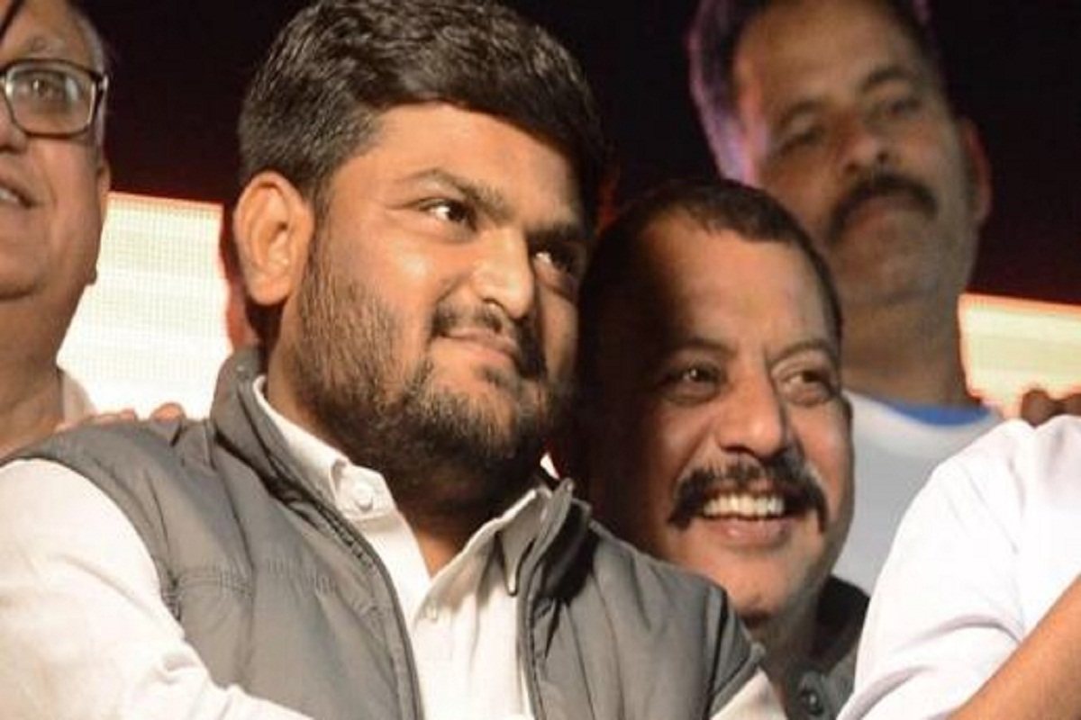 Hardik Patel leaves congress, swipes at Rahul Gandhi with “Chicken Sandwich”