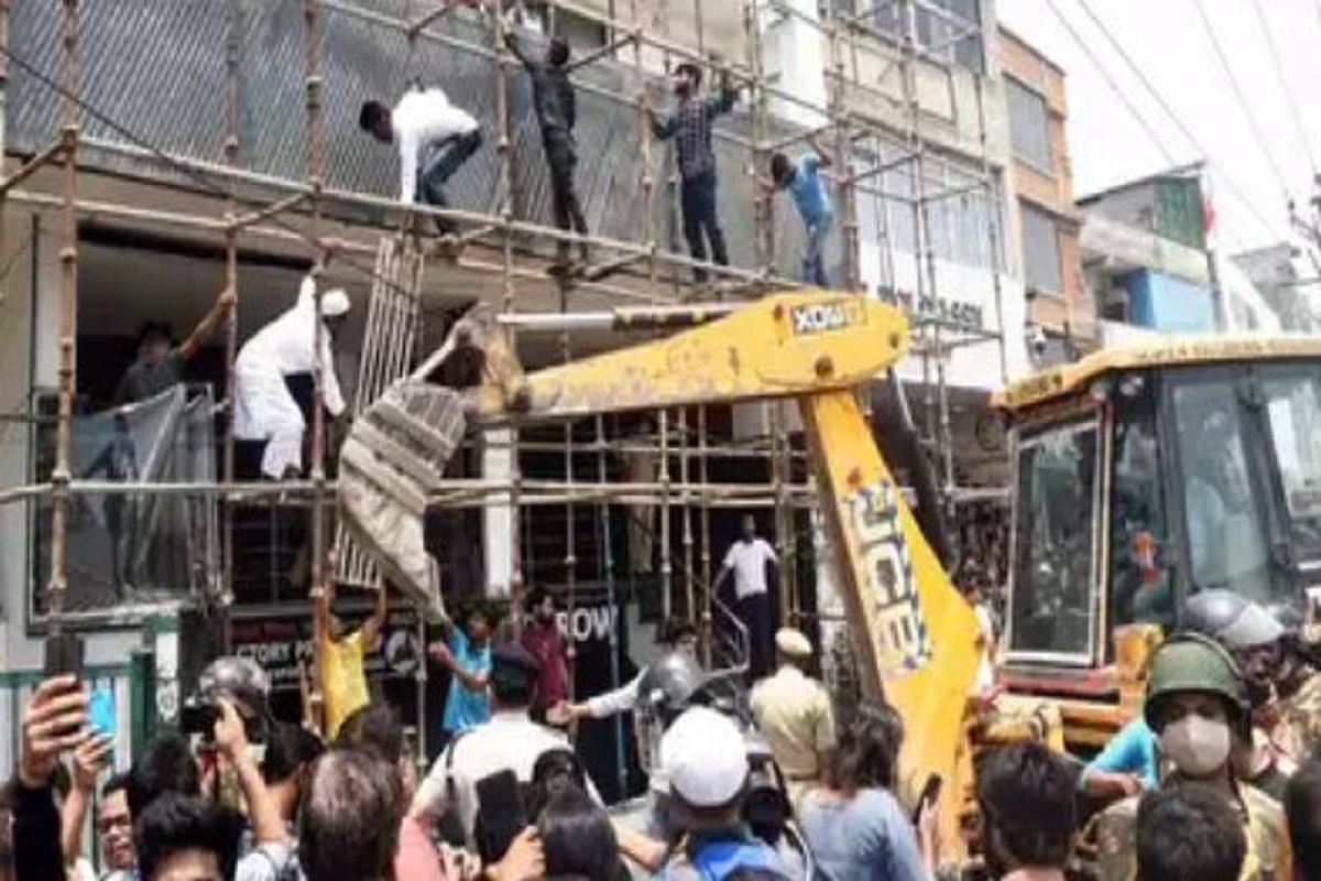 How locals avoided a “law-and-order issue”:Bulldozers in Shaheen Bagh