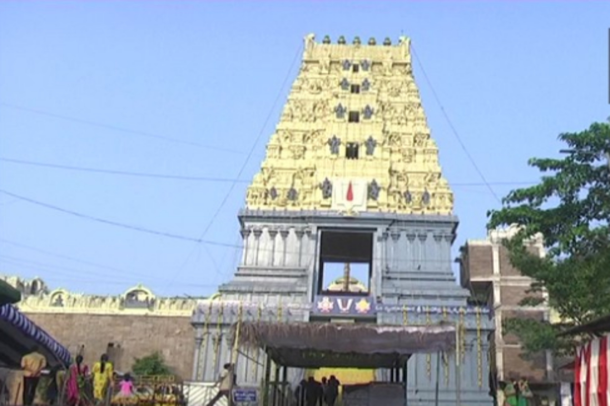 AP: Authorities deploy heavy security at Simhachalam Temple for ‘Chandanotsavam’ festival