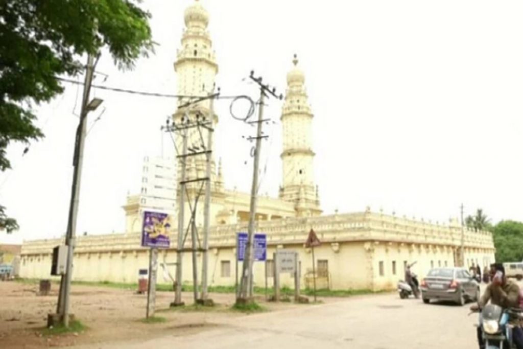 Jamia mosque - Hyderabad